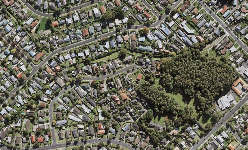 40 Uppingham Crescent, Hillcrest, Auckland - Carousel 1