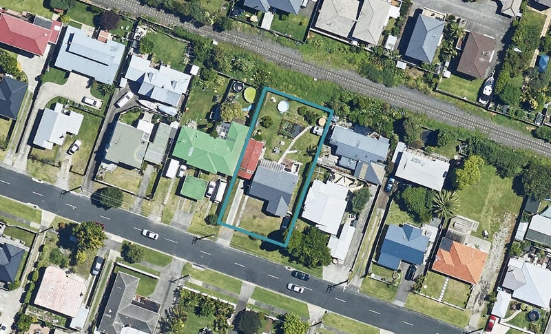 29 Ngatai Road, Otumoetai, Tauranga - Carousel 1