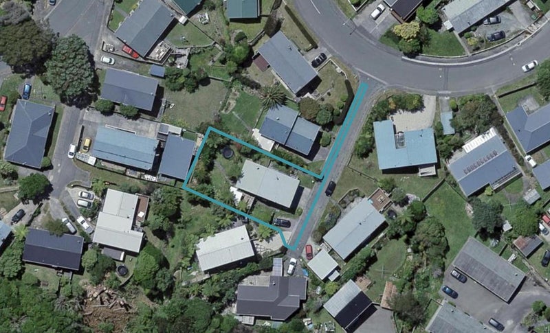 6 Shrimpton Way, Newlands, Wellington - Carousel 1