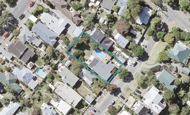 21 Mahoe Street, Eastbourne, Lower Hutt - Carousel 1
