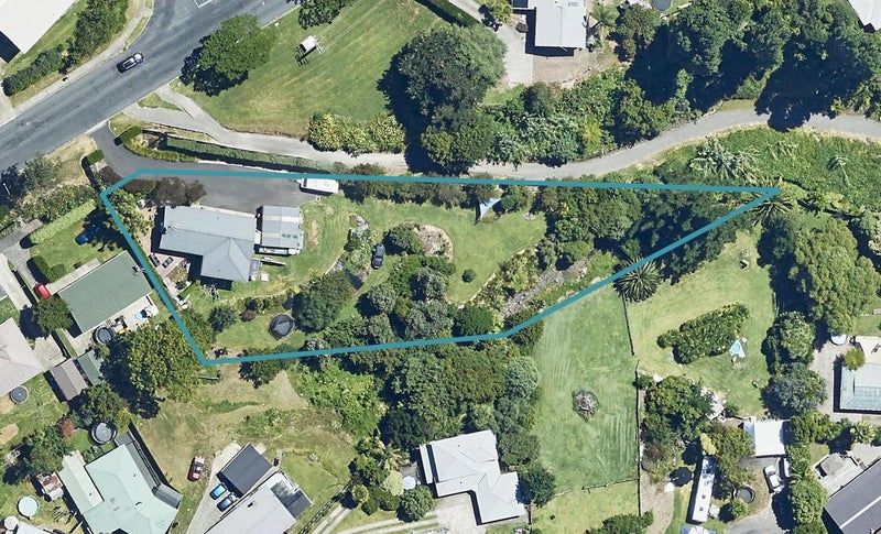 29 Kingswood Road, Brookfield, Tauranga - Carousel 1