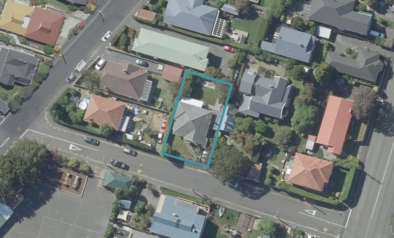 46 Durham Street, Mornington, Dunedin - Carousel 1