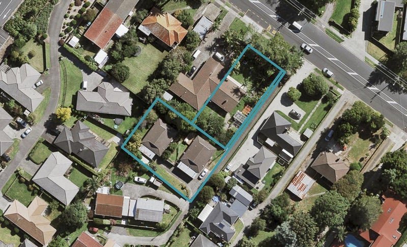 2/62 Swanson Rd, Henderson, Auckland - Carousel 1