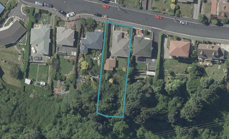 7 Warwick Street, Balaclava, Dunedin - Carousel 1