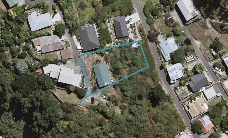 62A Hospital Terrace, Hospital Hill, Napier - Carousel 1