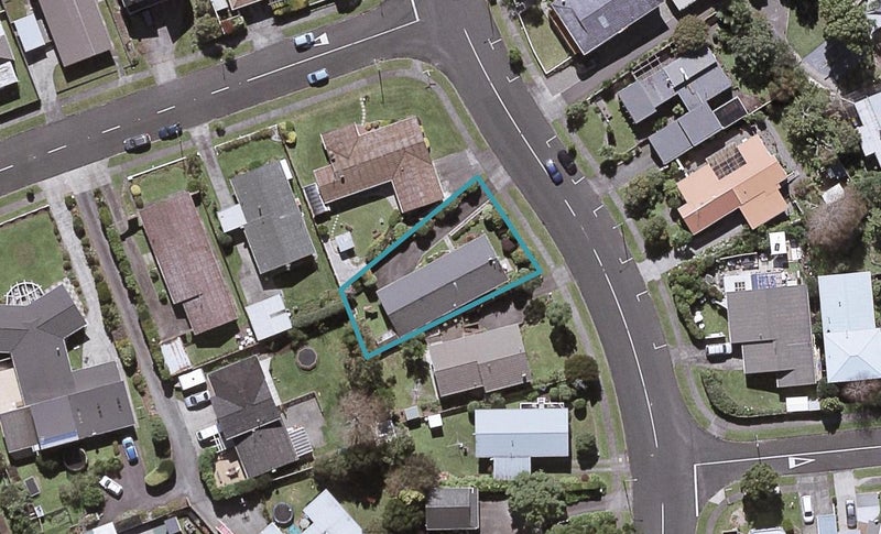 150 Govett Avenue, Frankleigh Park, New Plymouth - Carousel 1