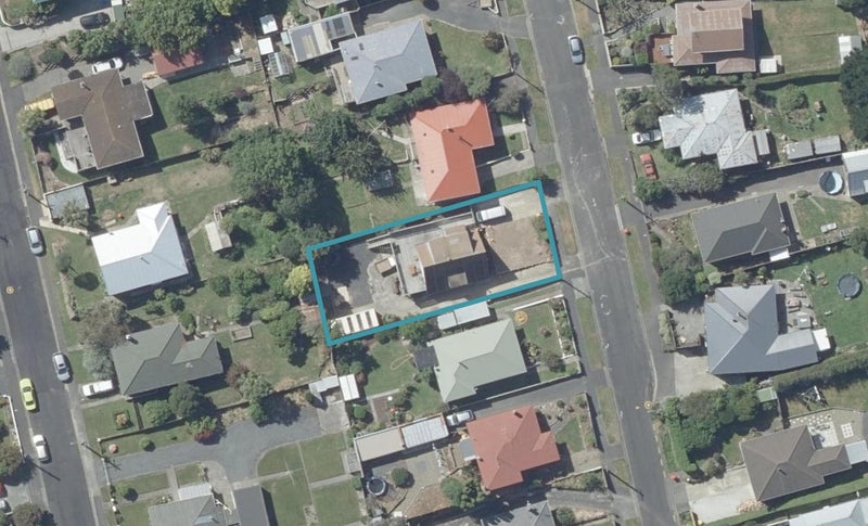 16 Shipka Street, Abbotsford, Dunedin - Carousel 1