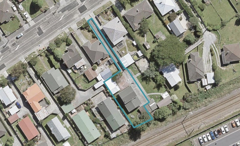 42A Palmer Crescent, Silverstream, Upper Hutt - Carousel 1