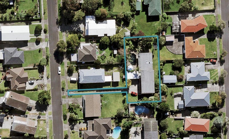 59 McFadzean Drive, Blockhouse Bay, Auckland - Carousel 1