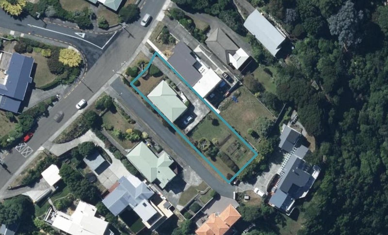 46 Mana View Road, Paremata, Porirua - Carousel 1