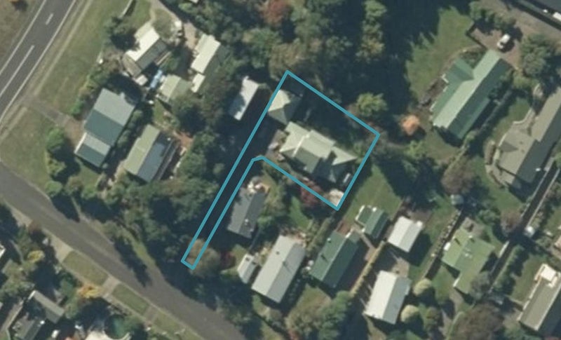 7 Kutai Street, Turangi - Carousel 1
