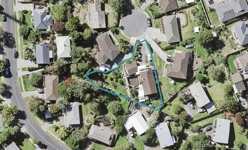 9 Addis Place, Shelly Park, Auckland - Carousel 1