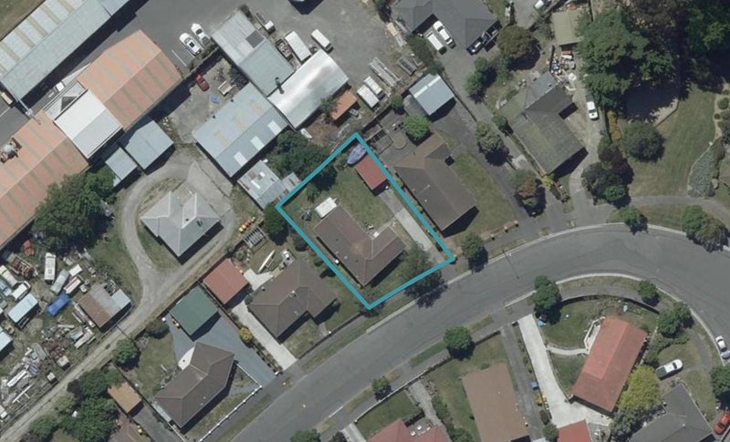 9 McHaffies Place, Wainoni, Christchurch - Carousel 1