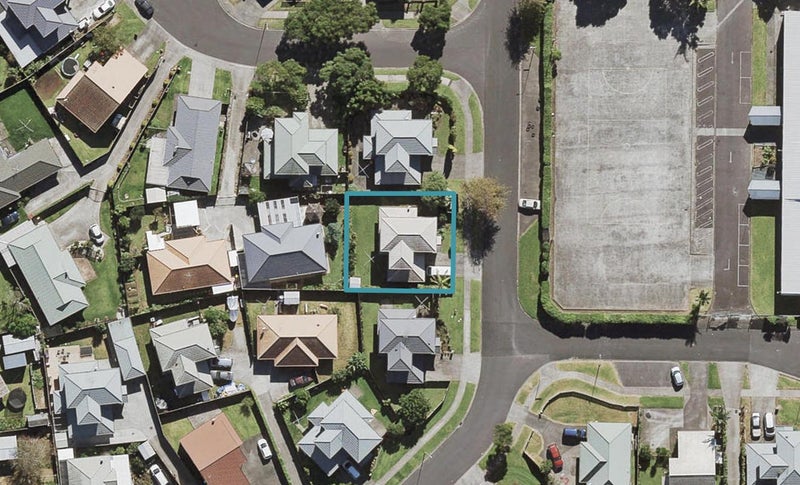 19 Enuamanu Road, Favona, Auckland - Carousel 1