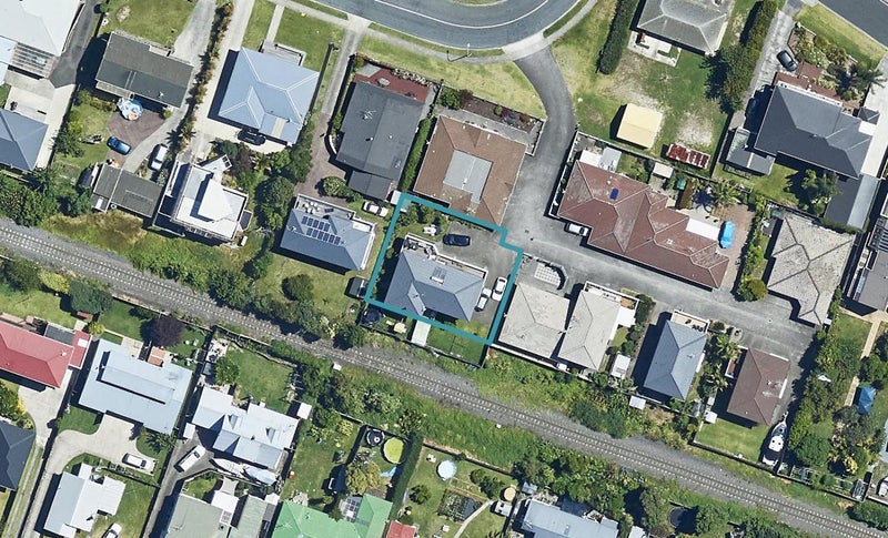 10 Finlowe Way, Otumoetai, Tauranga - Carousel 1