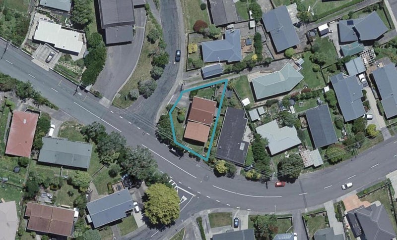 102 Bracken Road, Paparangi, Wellington - Carousel 1