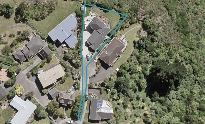 11 Plantagenet Grove, Kingsley Heights, Upper Hutt - Carousel 1