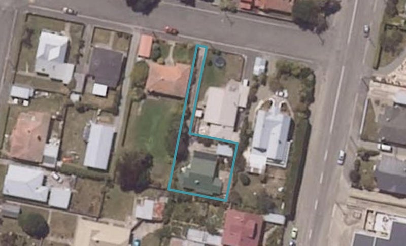 1A Tweed Street, South Hill, Oamaru - Carousel 1