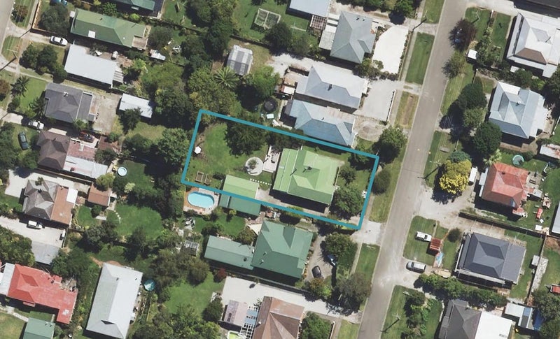 15 Parau Street, Kaiti, Gisborne - Carousel 1