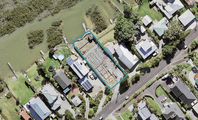 16 The Terrace, Herald Island, Auckland - Carousel 1