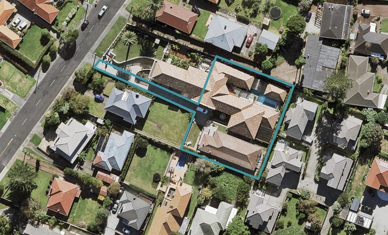 62 Stamford Park Road, Mount Roskill, Auckland - Carousel 1