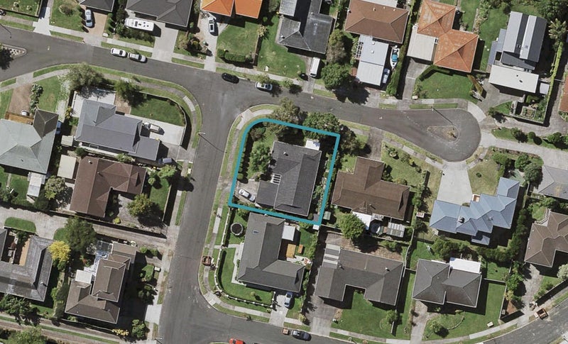 15 Kentigern Close, Pakuranga, Auckland - Carousel 1