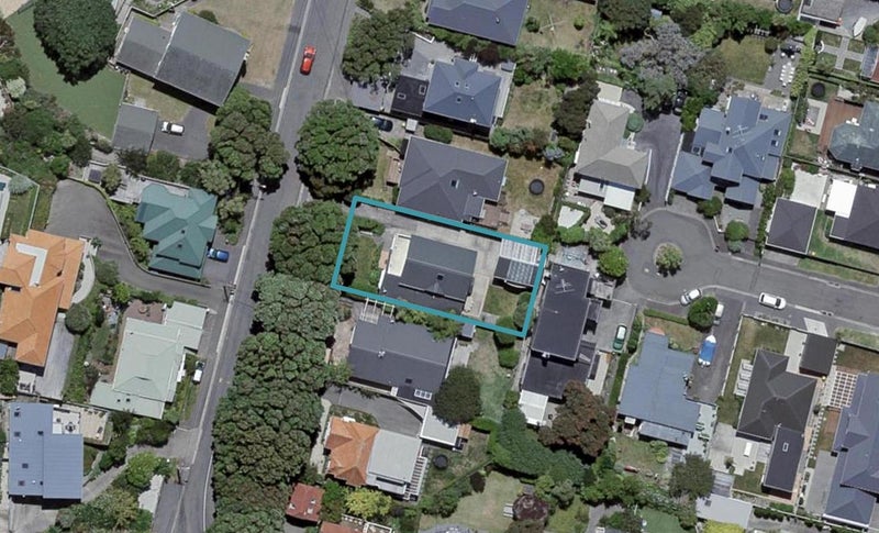 63 Falkirk Avenue, Seatoun, Wellington - Carousel 1