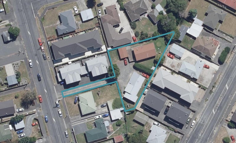 10B Cameron Road, Hamilton East, Hamilton - Carousel 1