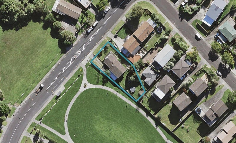 111 Lynn Road, Bayview, Auckland - Carousel 1