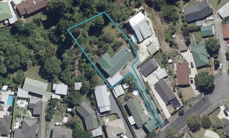 33 Barrie Crescent, Silverdale, Hamilton - Carousel 1