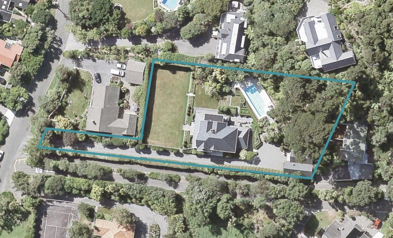 96 Cheviot Road, Lowry Bay, Lower Hutt - Carousel 1
