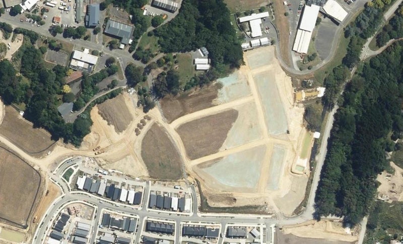 4 Piwakawaka Road, Kenepuru, Porirua - Carousel 1