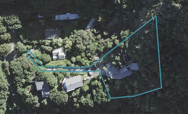 5 Karekare Road, New Lynn - Carousel 1