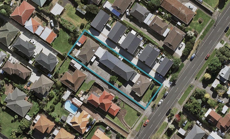 2/60 Birdwood Avenue, Papatoetoe, Auckland - Carousel 1