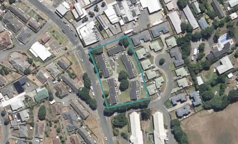 19 Te Pene Avenue, Tītahi Bay, Porirua - Carousel 1