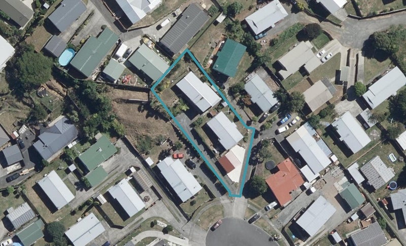 28 Pringle Place, Nawton, Hamilton - Carousel 1