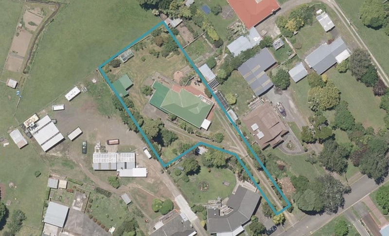 23 Benefield Street, Whanganui East, Whanganui - Carousel 1