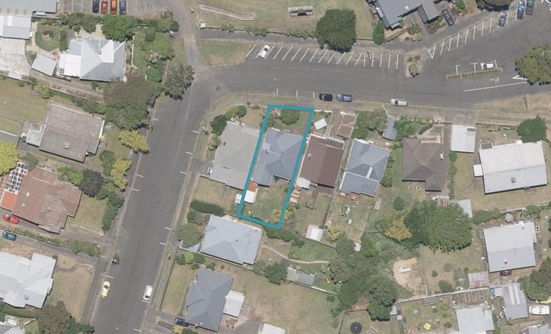 9 Sarjeant Street, Gonville, Whanganui - Carousel 1