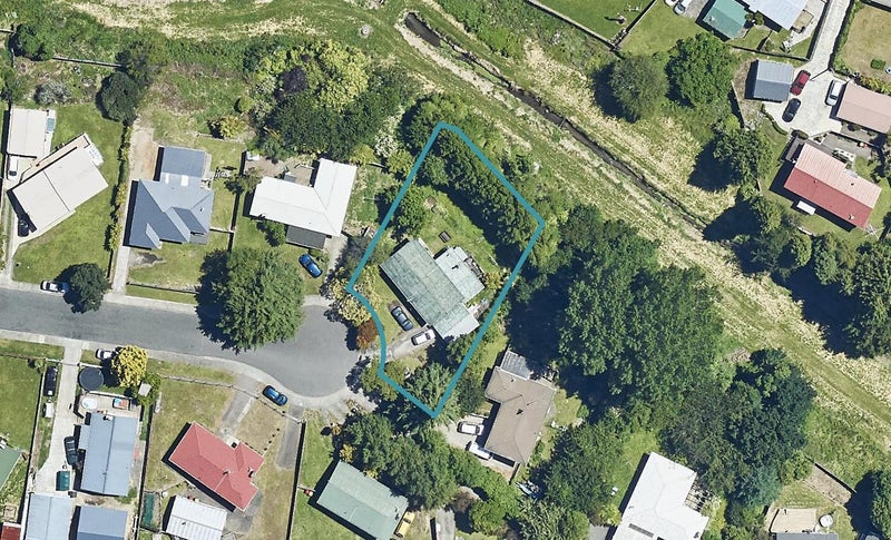 16 Michael Place, Mangakakahi, Rotorua - Carousel 1