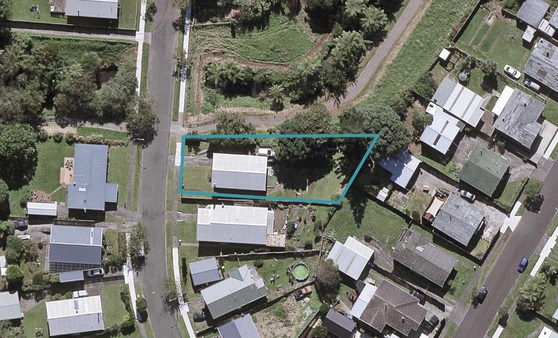 14 Vancouver Place, Marfell, New Plymouth - Carousel 1