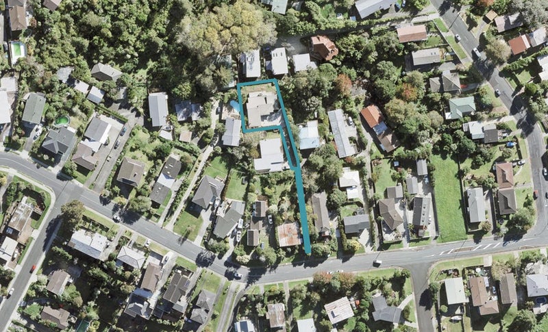 69A Glamorgan Drive, Torbay, Auckland - Carousel 1
