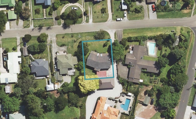 11 Domett Street, Whataupoko, Gisborne - Carousel 1