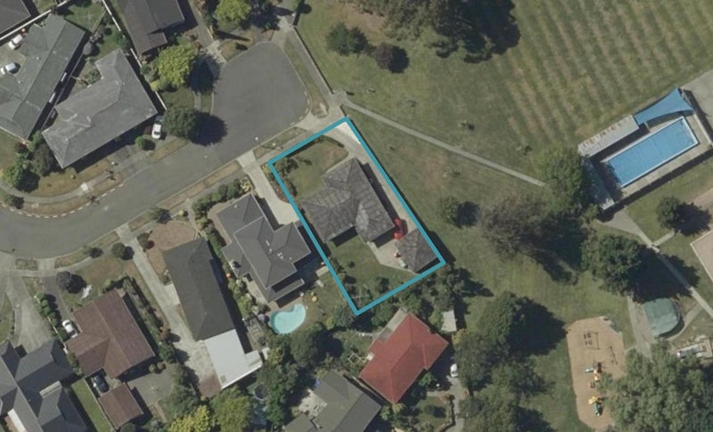 10 Mudgway Place, Awapuni, Palmerston North - Carousel 1