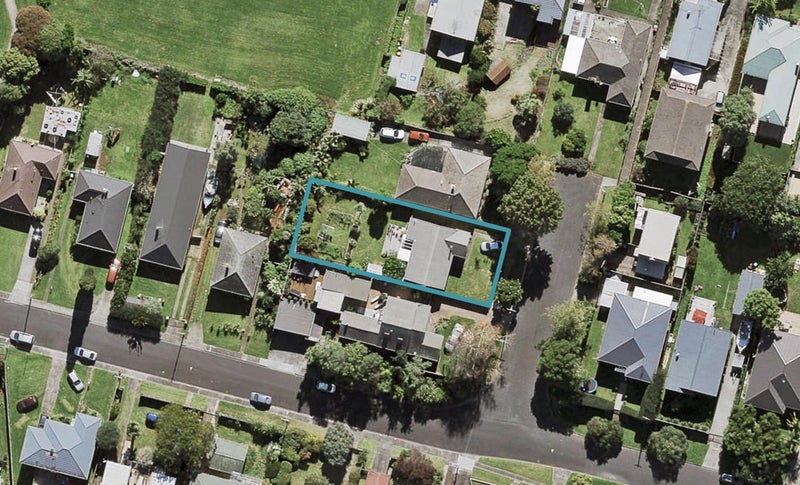 3 Kerr Street, Sandringham, Auckland - Carousel 1