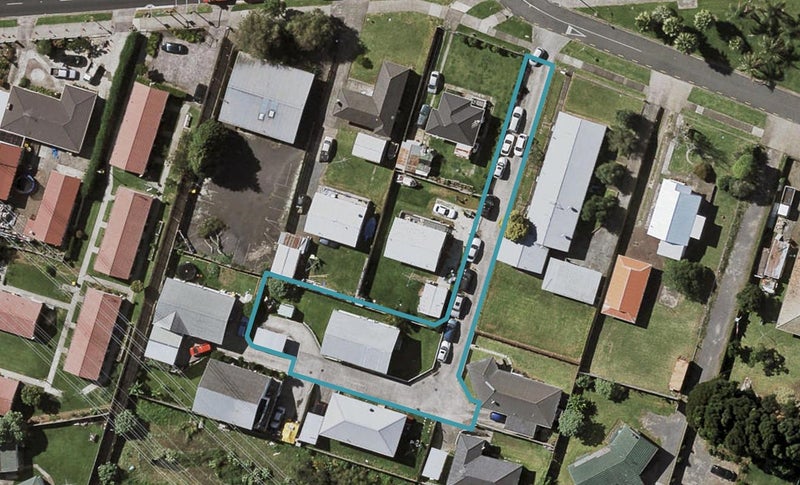 3 Fulton Crescent, Ōtara, Auckland - Carousel 1