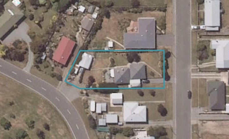 13 Gordon Street, Weston, Oamaru - Carousel 1