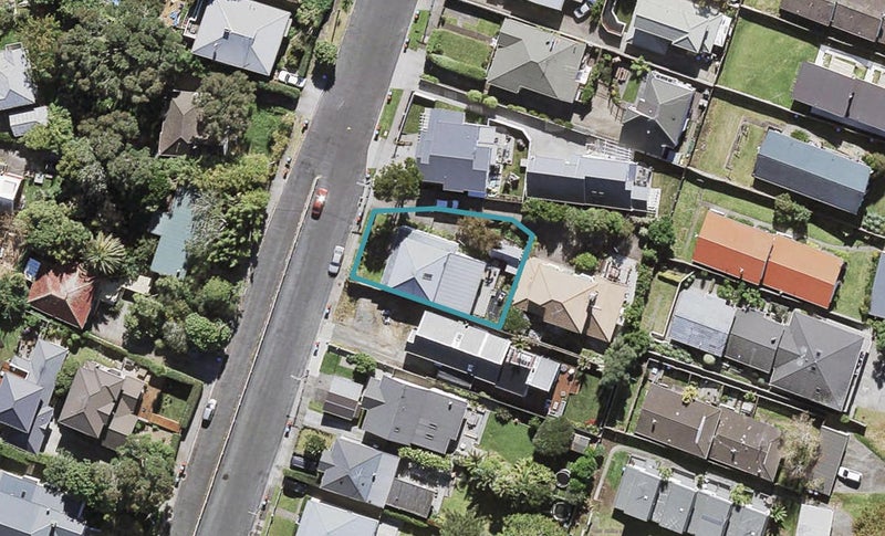 35 Finch Street, Morningside, Auckland - Carousel 1