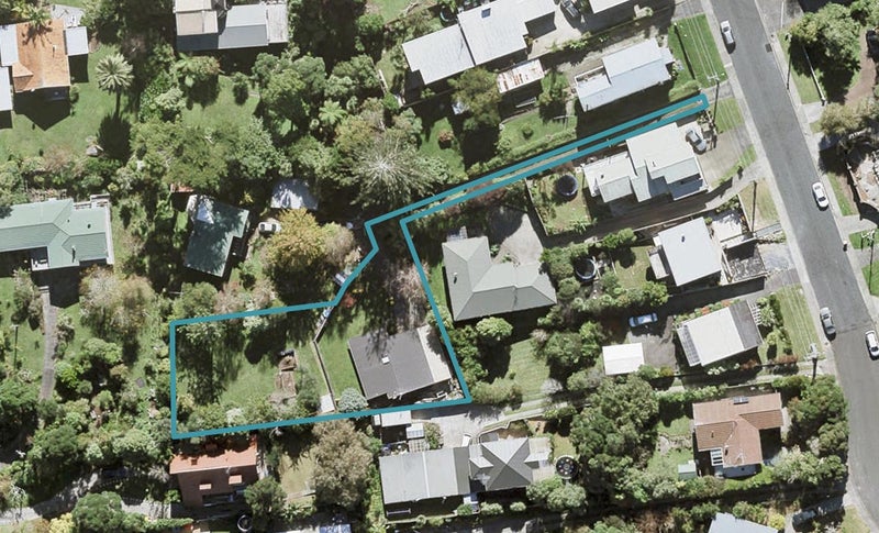 2/34 Watea Road, Torbay, Auckland - Carousel 1