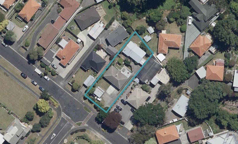 38A Casey Avenue, Fairfield, Hamilton - Carousel 1