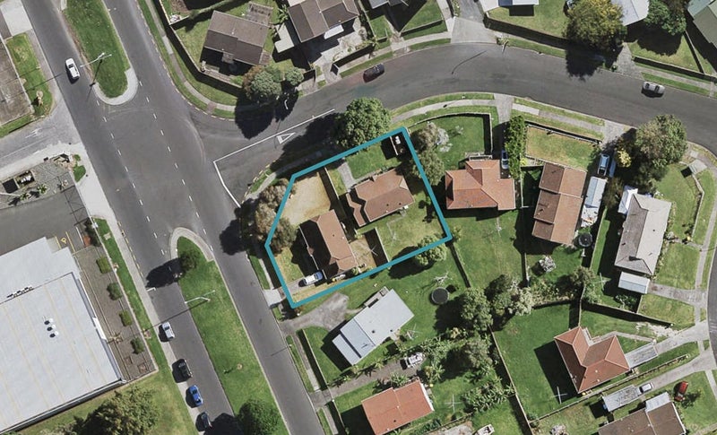 1/12 Druces Road, Wiri, Auckland - Carousel 1